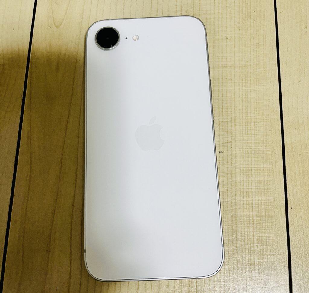 iPhone16e-white